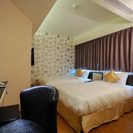 Hotel 欣欣旅店 Taipeh Exterior foto