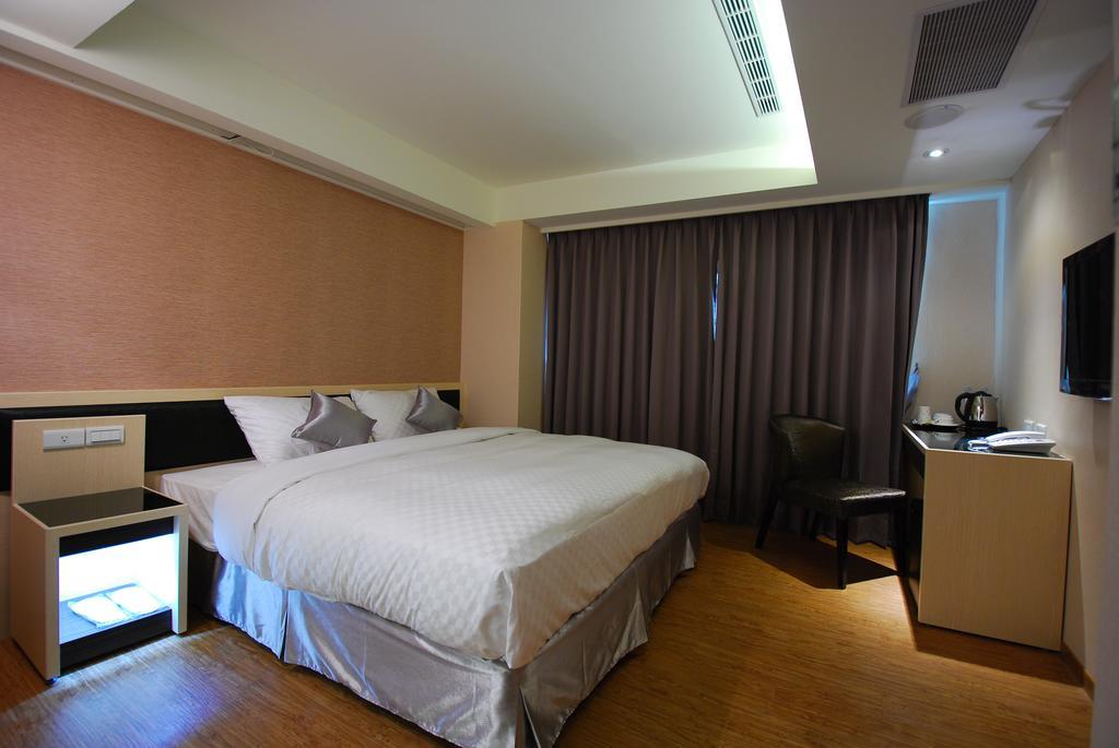 Hotel 欣欣旅店 Taipeh Zimmer foto