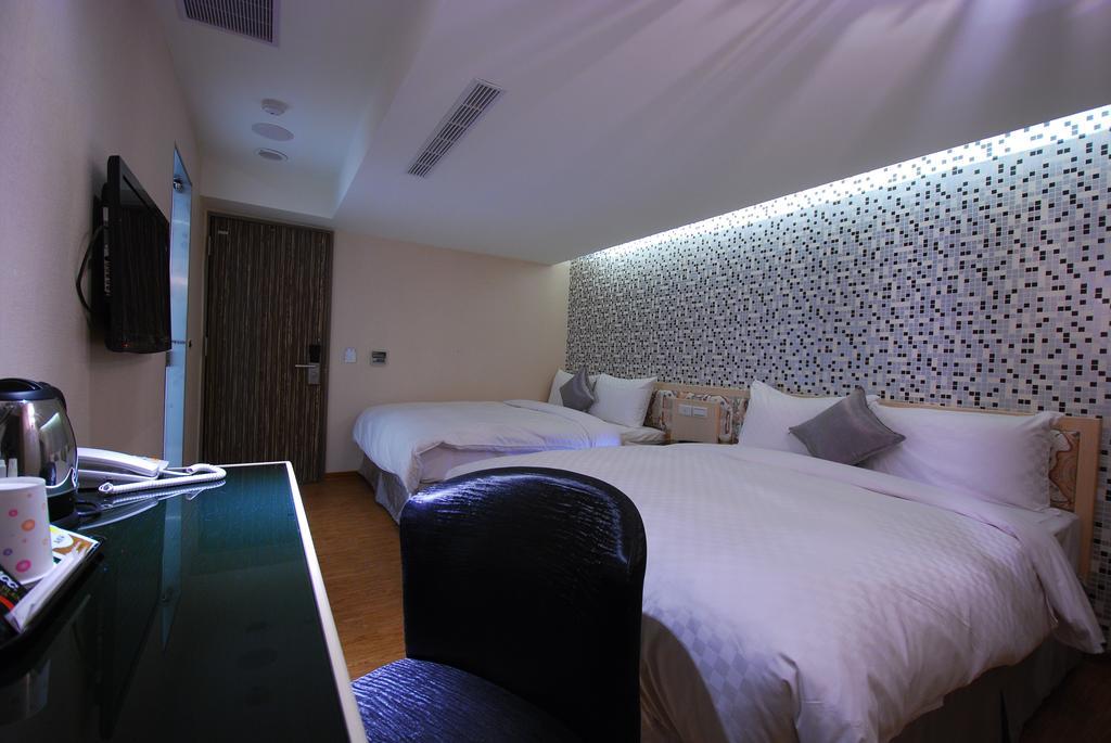 Hotel 欣欣旅店 Taipeh Zimmer foto