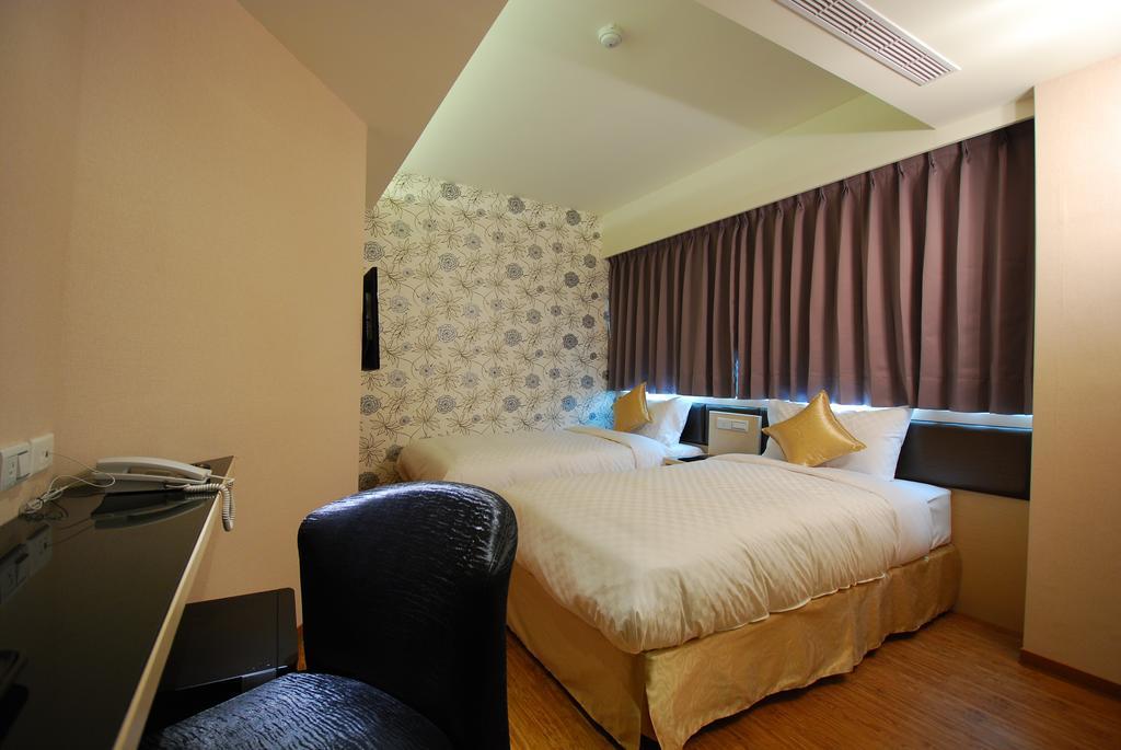Hotel 欣欣旅店 Taipeh Exterior foto