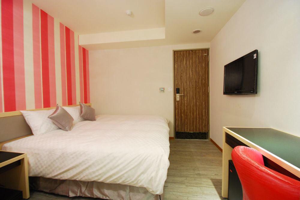 Hotel 欣欣旅店 Taipeh Exterior foto
