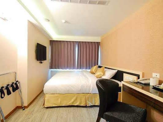 Hotel 欣欣旅店 Taipeh Exterior foto